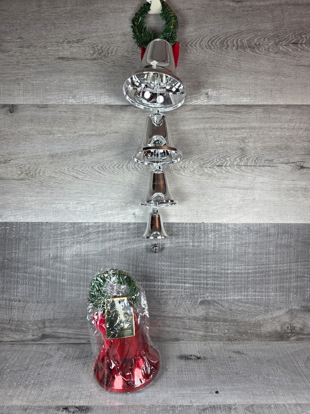 Red & Silver Bells Christmas Decoration Ornament Tree Door Lot Of 2 New b245